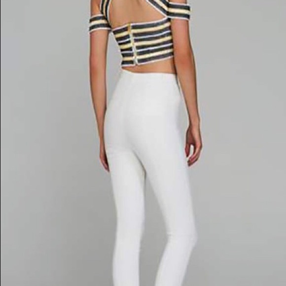 Eliya The Label Choker Top - Picture 2 of 7